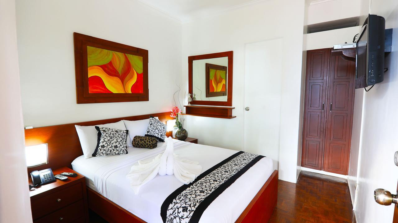 Luljetta'S Place Garden Suites 安蒂波洛 外观 照片