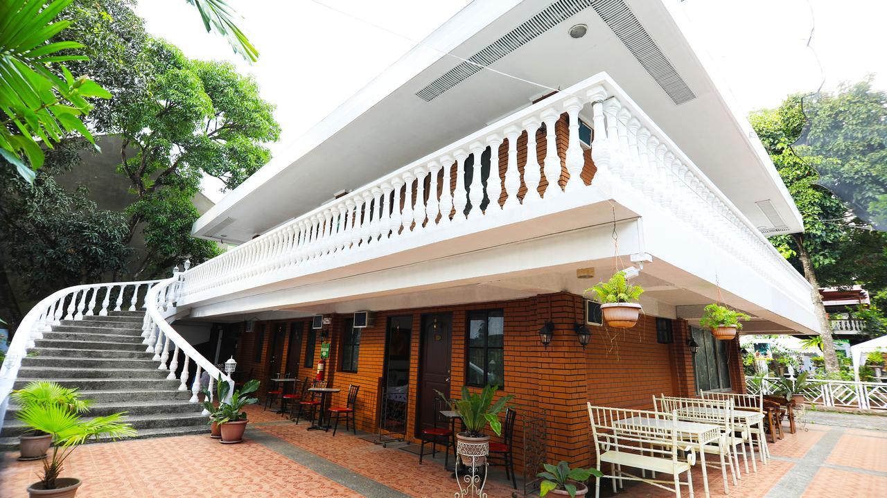 Luljetta'S Place Garden Suites 安蒂波洛 外观 照片