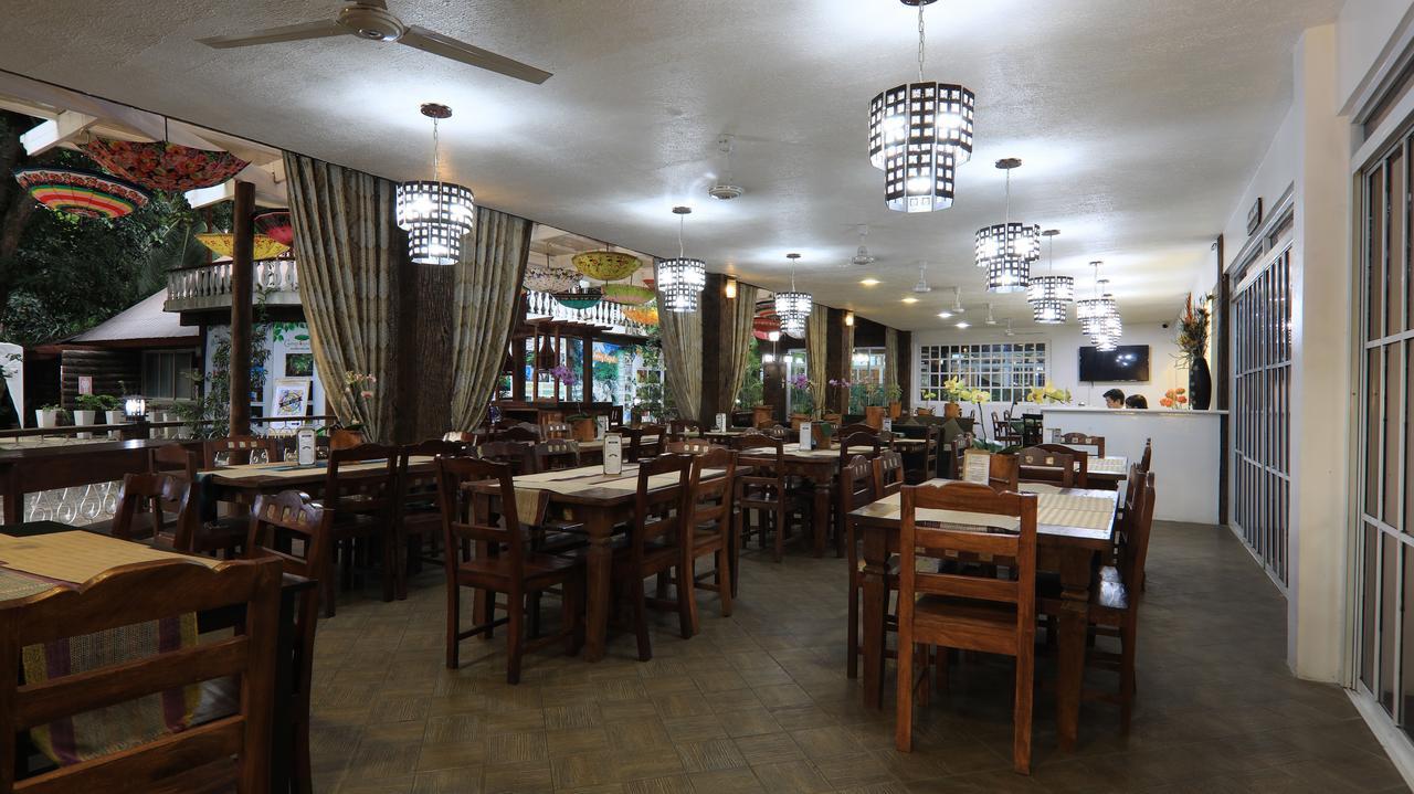 Luljetta'S Place Garden Suites 安蒂波洛 外观 照片