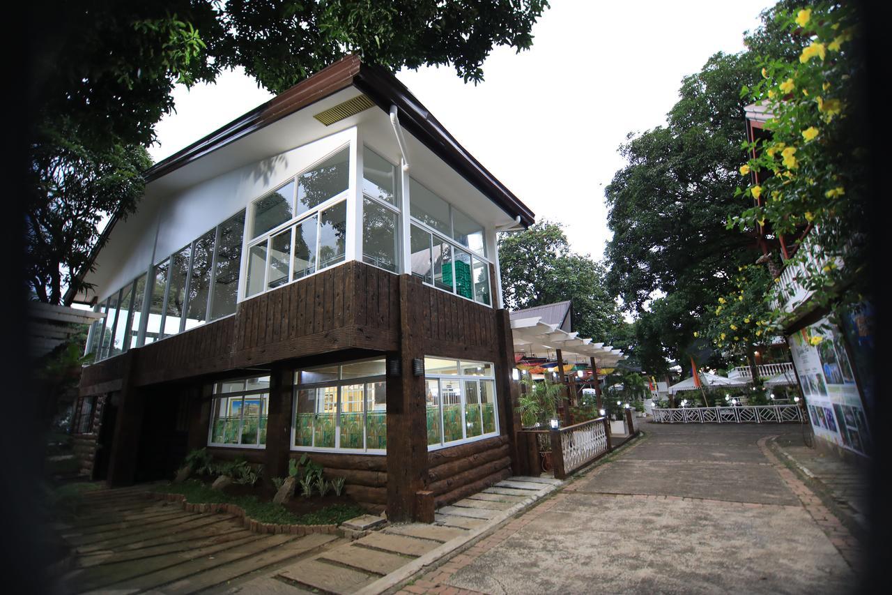 Luljetta'S Place Garden Suites 安蒂波洛 外观 照片
