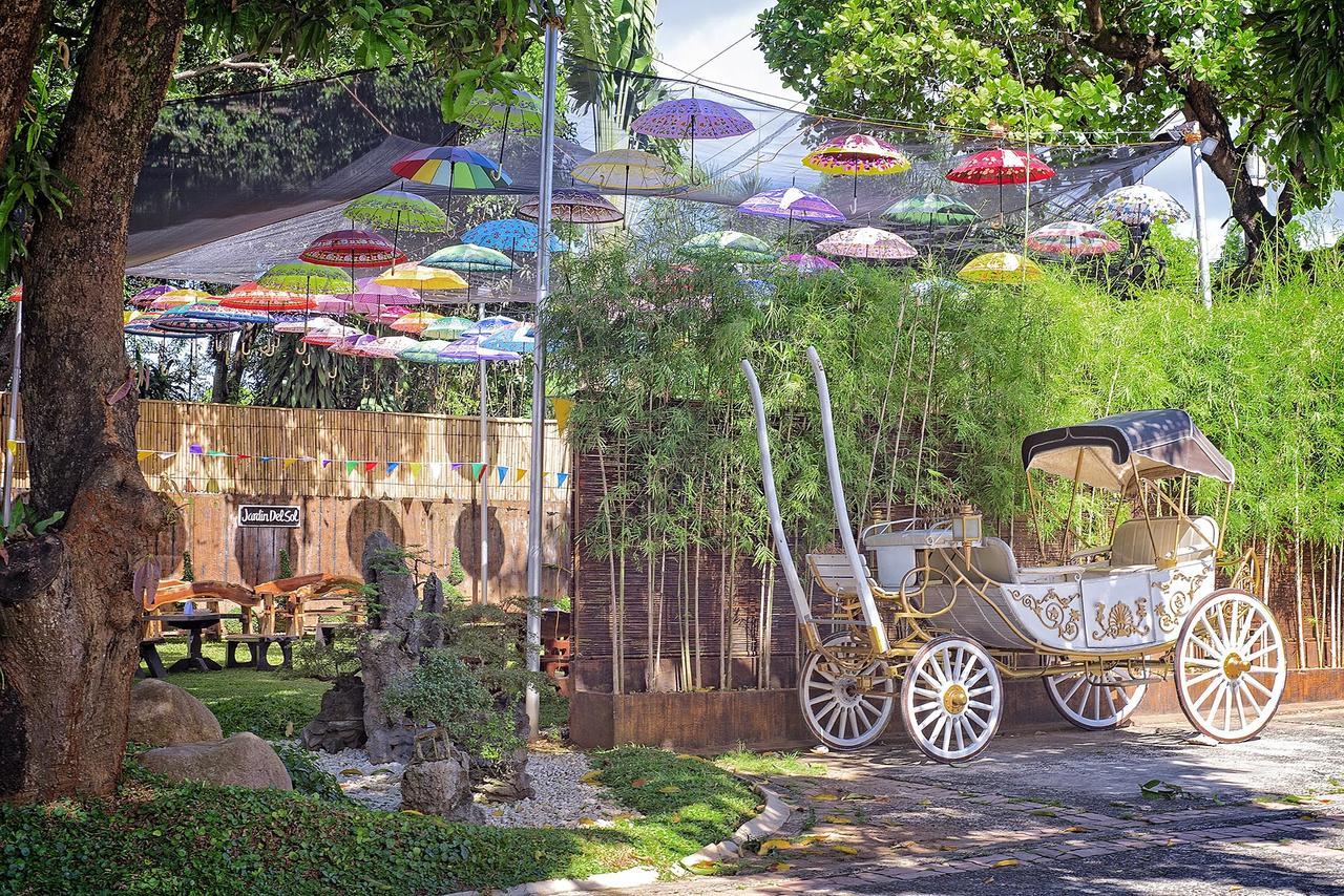 Luljetta'S Place Garden Suites 安蒂波洛 外观 照片